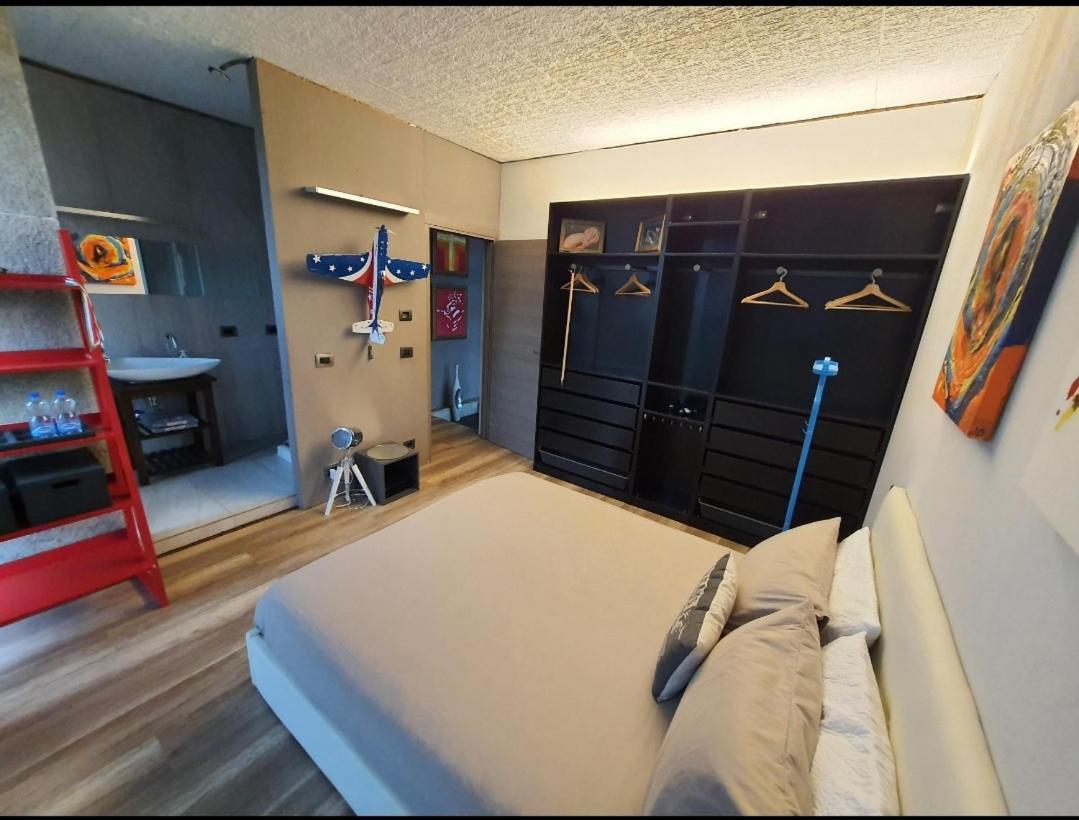 Cristallo Private Double Room & Ensuite Open Space Bathroom With Views Fontanelice Εξωτερικό φωτογραφία